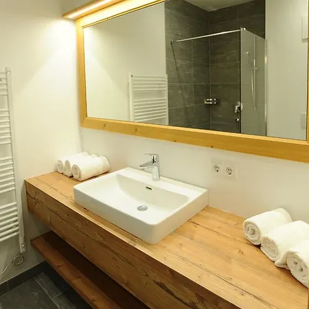 Apartment Ski In/ski Out Chalet Bergmüller By Schladmingurlaub *