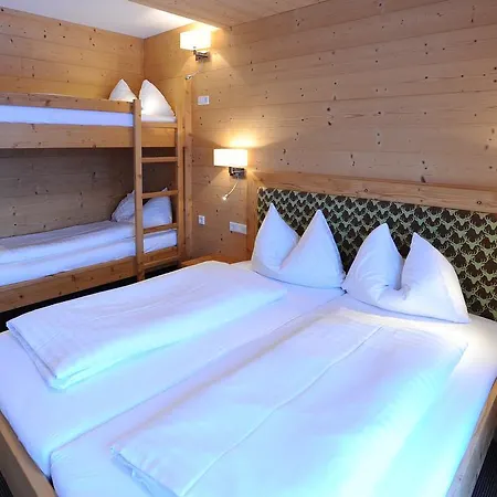 Ski In/ski Out Chalet Bergmüller By Schladmingurlaub Apartment