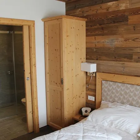 Bergmuller アパート シュラートミンク