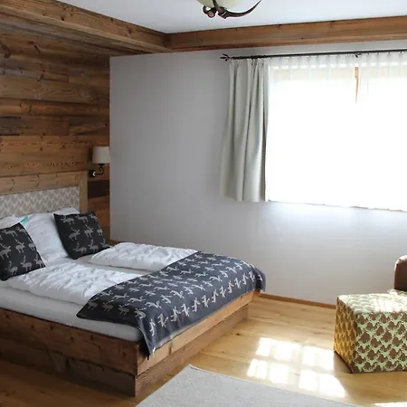 Bergmuller アパート *